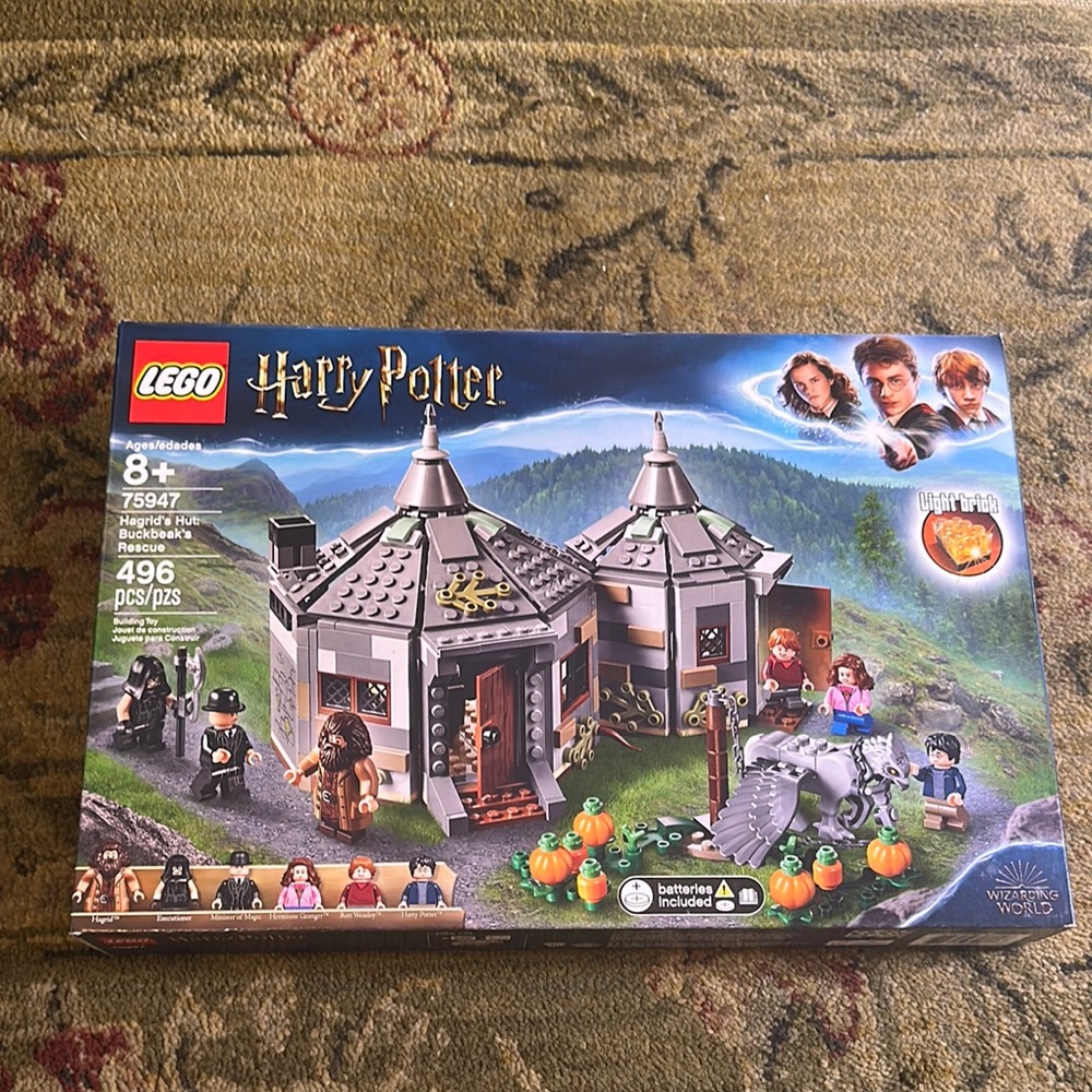Set 75947 LEGO RETIRED Harry Potter Hagrid's Hut Set